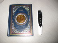 Cartel mot-à-mot Coran saint lisant le stylo de Quran de Digital avec l'affichage d'OLED