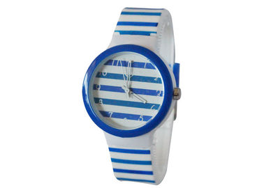 Montre de sport de quartz de boîtier en plastique/montre rouge de mouvement de quartz de filles