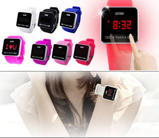 Montres de l'écran tactile de mouvement du Japon de conception LED Digital pour des amants